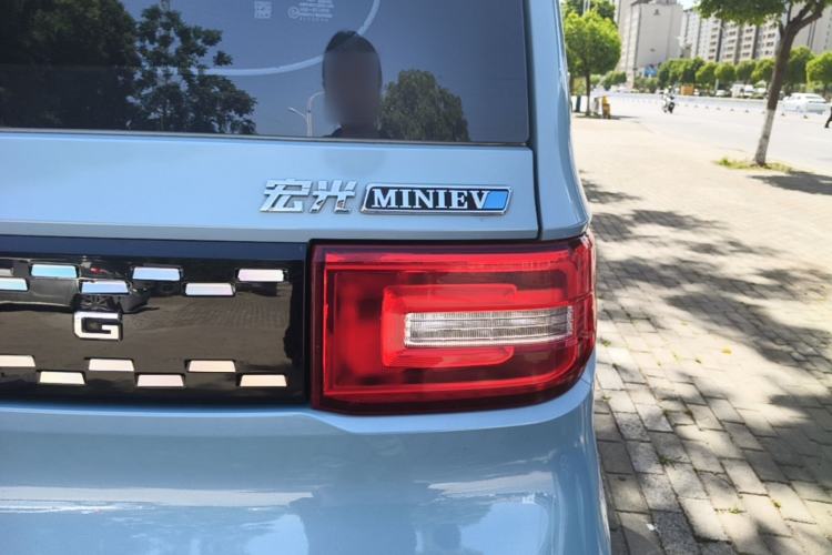 Used Wuling Hongguang MINIEV 2020 Freedom Version Lithium Iron Phosphate Right Rear Taillight