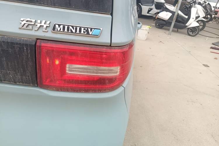 Used Wuling Hongguang MINIEV 2020 Enjoyment Model Lithium Iron Phosphate Right Rear Taillight