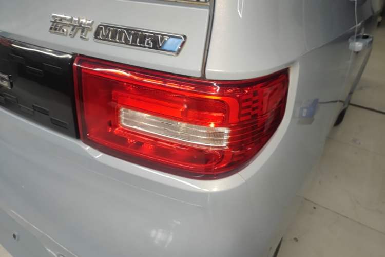 Used Wuling Hongguang MINIEV 2020 Enjoy Edition Lithium-Ion Battery Right Rear Taillight