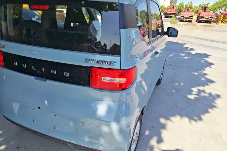 Used Wuling Hongguang MINIEV 2020 Enjoyment Model Lithium Iron Phosphate Right Rear Taillight