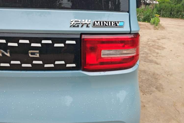 Used Wuling Hongguang MINIEV 2020 Enjoyment Model Lithium Iron Phosphate Right Rear Taillight