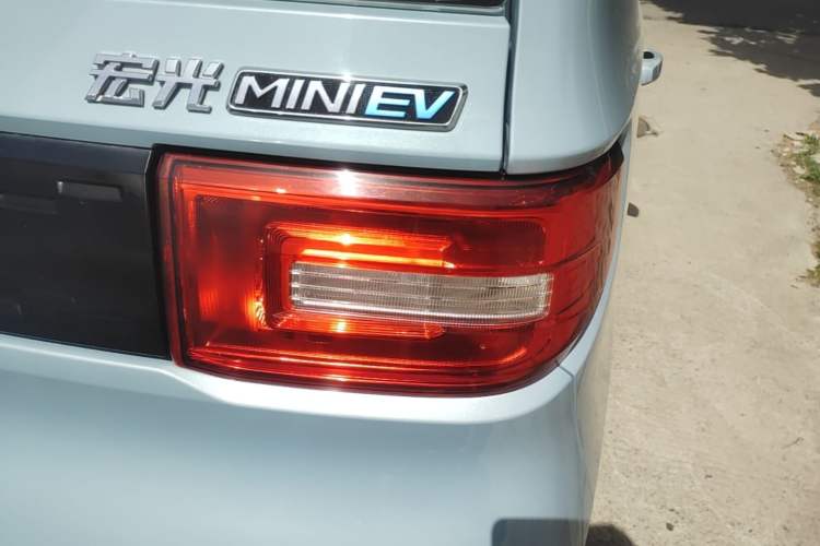 Used Wuling Hongguang MINIEV 2020 Enjoy Edition Lithium-Ion Battery Right Rear Taillight