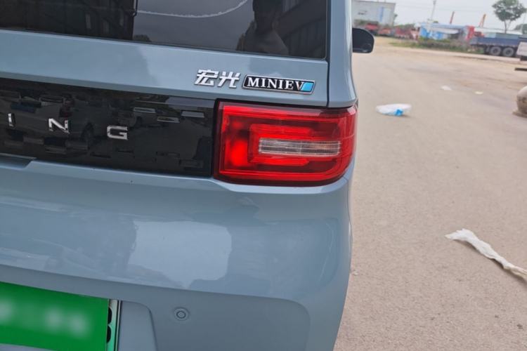 Used Wuling Hongguang MINIEV 2020 Freedom Version Lithium Iron Phosphate Right Rear Taillight