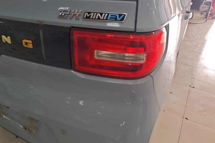 Used Wuling Hongguang MINIEV 2020 Enjoyment Model Lithium Iron Phosphate Right Rear Taillight