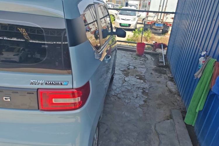 Used Wuling Hongguang MINIEV 2020 Freedom Version Lithium Iron Phosphate Right Rear Taillight