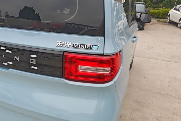 Used Wuling Hongguang MINIEV 2020 Freedom Version Lithium Iron Phosphate Right Rear Taillight