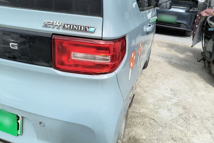Used Wuling Hongguang MINIEV 2020 Freedom Version Lithium Iron Phosphate Right Rear Taillight