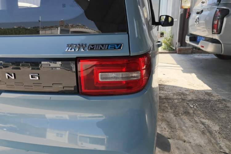 Used Wuling Hongguang MINIEV 2020 Enjoy Edition Lithium-Ion Battery Right Rear Taillight