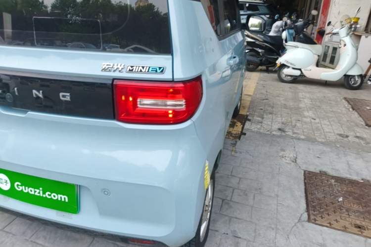 Used Wuling Hongguang MINIEV 2020 Enjoyment Model Lithium Iron Phosphate Right Rear Taillight