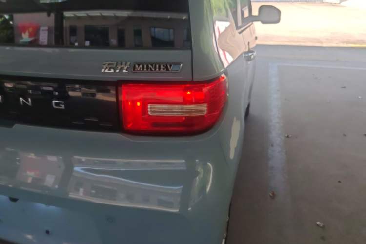 Used Wuling Hongguang MINIEV 2020 Enjoyment Model Lithium Iron Phosphate Right Rear Taillight