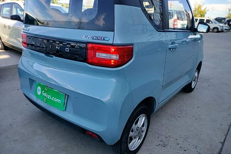 Used Wuling Hongguang MINIEV 2020 Freedom Version Lithium Iron Phosphate Right Rear Taillight