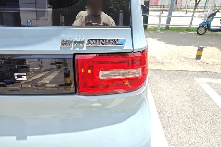 Used Wuling Hongguang MINIEV 2020 Freedom Version Lithium Iron Phosphate Right Rear Taillight
