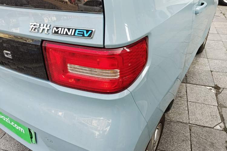 Used Wuling Hongguang MINIEV 2020 Enjoyment Model Lithium Iron Phosphate Right Rear Taillight