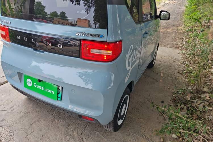 Used Wuling Hongguang MINIEV 2020 Enjoyment Model Lithium Iron Phosphate Right Rear Taillight