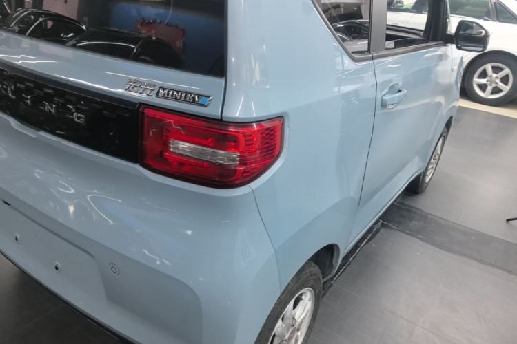 Used Wuling Hongguang MINIEV 2020 Enjoyment Model Lithium Iron Phosphate Right Rear Taillight