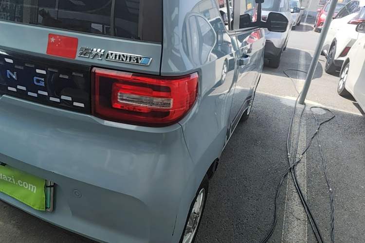 Used Wuling Hongguang MINIEV 2020 Enjoyment Model Lithium Iron Phosphate Right Rear Taillight