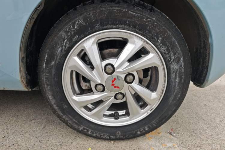 Used Wuling Hongguang MINIEV 2020 Enjoyment Model Lithium Iron Phosphate Right Rear Wheel Hub