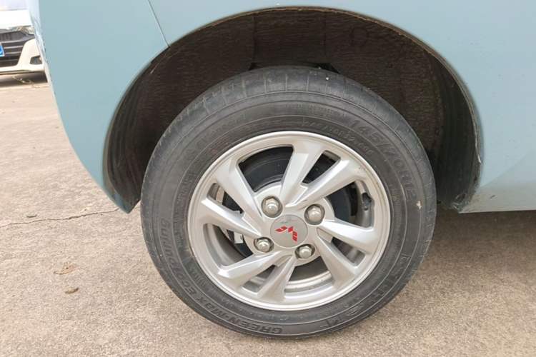 Used Wuling Hongguang MINIEV 2020 Freedom Version Lithium Iron Phosphate Right Rear Wheel Hub