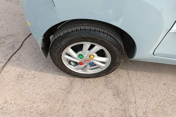 Used Wuling Hongguang MINIEV 2020 Freedom Version Lithium Iron Phosphate Right Rear Wheel Hub