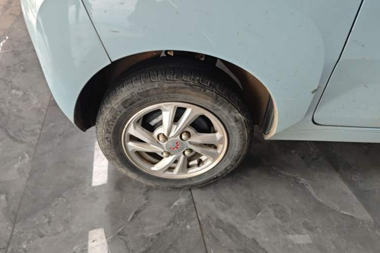 Used Wuling Hongguang MINIEV 2020 Easy Version Lithium-Ion Battery Right Rear Wheel Hub