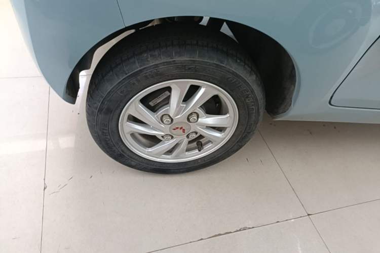 Used Wuling Hongguang MINIEV 2020 Freedom Version Lithium Iron Phosphate Right Rear Wheel Hub