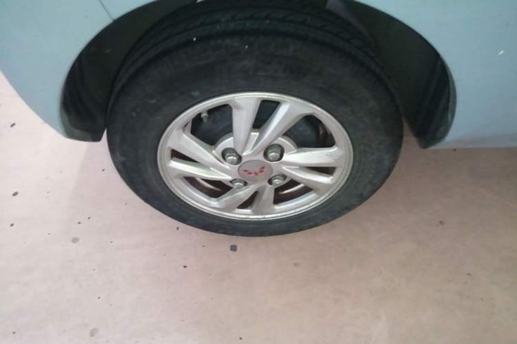 Used Wuling Hongguang MINIEV 2020 Freedom Version Lithium Iron Phosphate Right Rear Wheel Hub