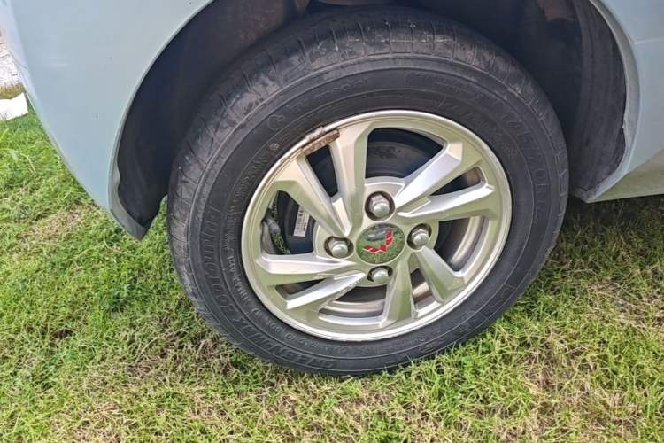 Used Wuling Hongguang MINIEV 2020 Freedom Version Lithium Iron Phosphate Right Rear Wheel Hub