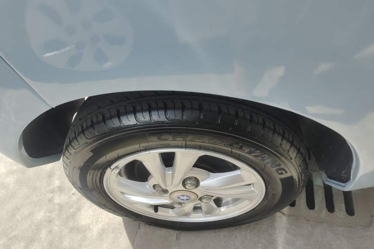 Used Wuling Hongguang MINIEV 2020 Enjoy Edition Lithium-Ion Battery Right Rear Wheel Hub