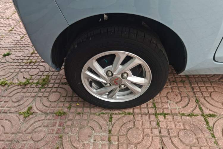 Used Wuling Hongguang MINIEV 2020 Enjoyment Model Lithium Iron Phosphate Right Rear Wheel Hub