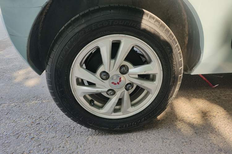 Used Wuling Hongguang MINIEV 2020 Enjoyment Model Lithium Iron Phosphate Right Rear Wheel Hub