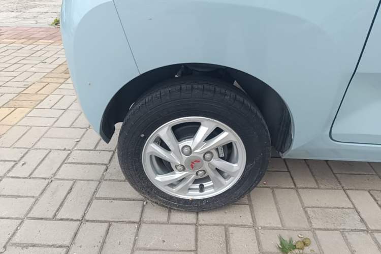Used Wuling Hongguang MINIEV 2020 Enjoyment Model Lithium Iron Phosphate Right Rear Wheel Hub