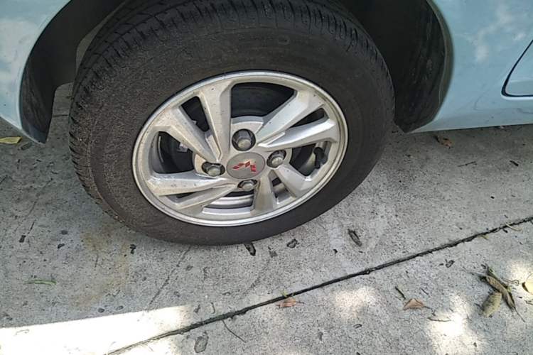 Used Wuling Hongguang MINIEV 2020 Enjoyment Model Lithium Iron Phosphate Right Rear Wheel Hub