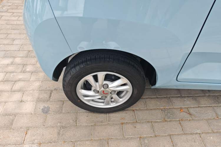 Used Wuling Hongguang MINIEV 2020 Freedom Version Lithium Iron Phosphate Right Rear Wheel Hub