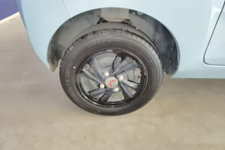 Used Wuling Hongguang MINIEV 2020 Enjoyment Model Lithium Iron Phosphate Right Rear Wheel Hub