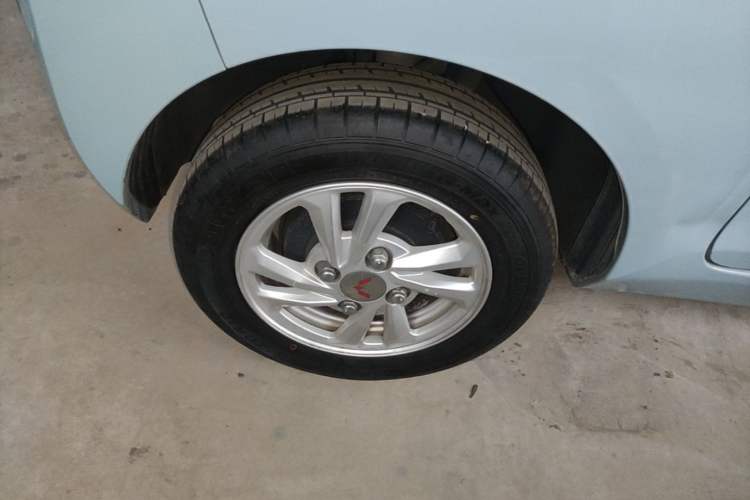 Used Wuling Hongguang MINIEV 2020 Enjoyment Model Lithium Iron Phosphate Right Rear Wheel Hub
