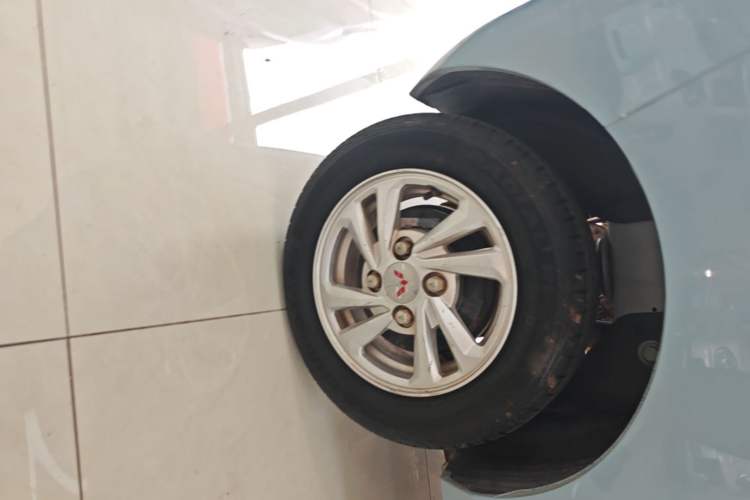 Used Wuling Hongguang MINIEV 2020 Freedom Version Lithium Iron Phosphate Right Rear Wheel Hub
