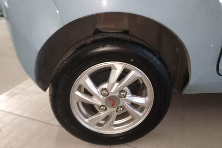 Used Wuling Hongguang MINIEV 2020 Enjoyment Model Lithium Iron Phosphate Right Rear Wheel Hub