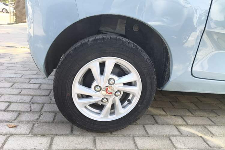 Used Wuling Hongguang MINIEV 2020 Freedom Version Lithium Iron Phosphate Right Rear Wheel Hub