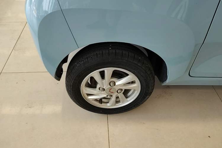 Used Wuling Hongguang MINIEV 2020 Enjoyment Model Lithium Iron Phosphate Right Rear Wheel Hub