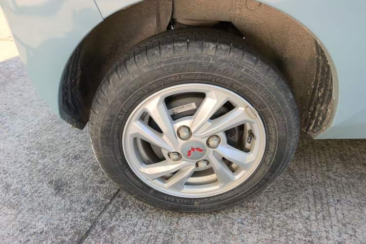 Used Wuling Hongguang MINIEV 2020 Freedom Version Lithium Iron Phosphate Right Rear Wheel Hub