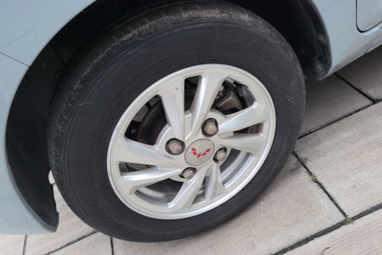 Used Wuling Hongguang MINIEV 2020 Freedom Version Lithium Iron Phosphate Right Rear Wheel Hub