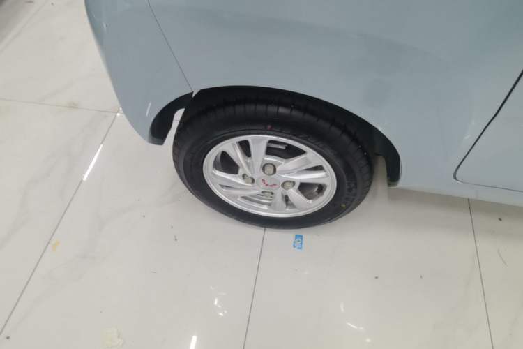 Used Wuling Hongguang MINIEV 2020 Enjoyment Model Lithium Iron Phosphate Right Rear Wheel Hub