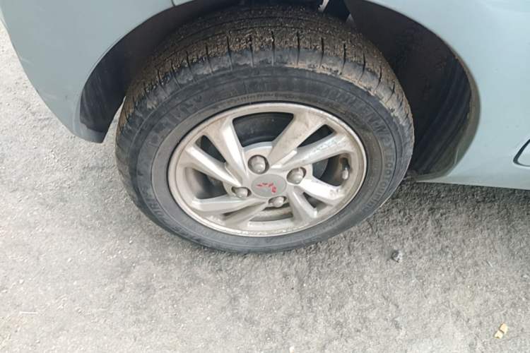 Used Wuling Hongguang MINIEV 2020 Freedom Version Lithium Iron Phosphate Right Rear Wheel Hub