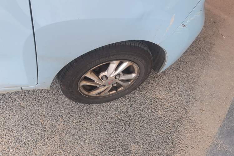 Used Wuling Hongguang MINIEV 2020 Zizai Version Lithium-NMC Right Rear Wheel Hub