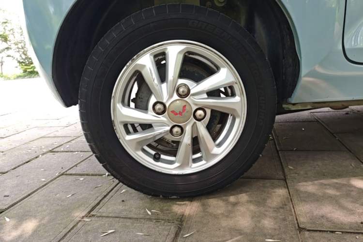 Used Wuling Hongguang MINIEV 2020 Enjoyment Model Lithium Iron Phosphate Right Rear Wheel Hub