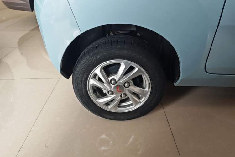 Used Wuling Hongguang MINIEV 2020 Enjoyment Model Lithium Iron Phosphate Right Rear Wheel Hub