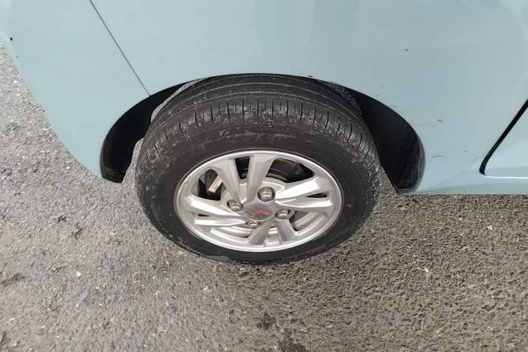 Used Wuling Hongguang MINIEV 2020 Enjoyment Model Lithium Iron Phosphate Right Rear Wheel Hub