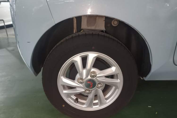 Used Wuling Hongguang MINIEV 2020 Freedom Version Lithium Iron Phosphate Right Rear Wheel Hub