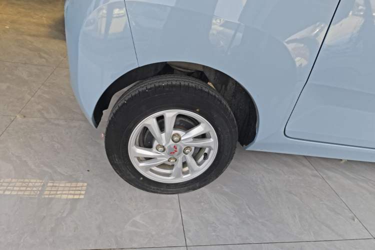 Used Wuling Hongguang MINIEV 2020 Enjoyment Model Lithium Iron Phosphate Right Rear Wheel Hub