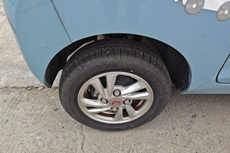 Used Wuling Hongguang MINIEV 2020 Freedom Version Lithium Iron Phosphate Right Rear Wheel Hub